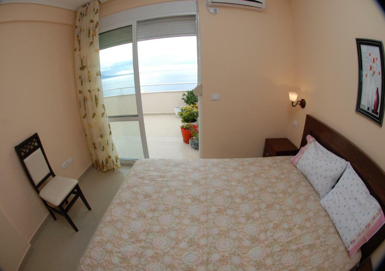 Erti'S Apartments ساراندا المظهر الخارجي الصورة