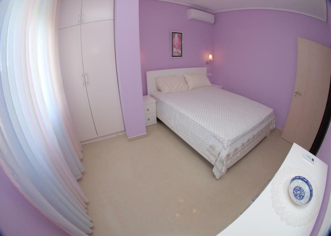 Erti'S Apartments ساراندا المظهر الخارجي الصورة