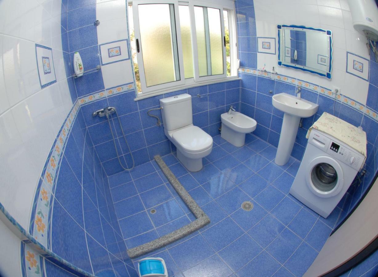 Erti'S Apartments ساراندا المظهر الخارجي الصورة